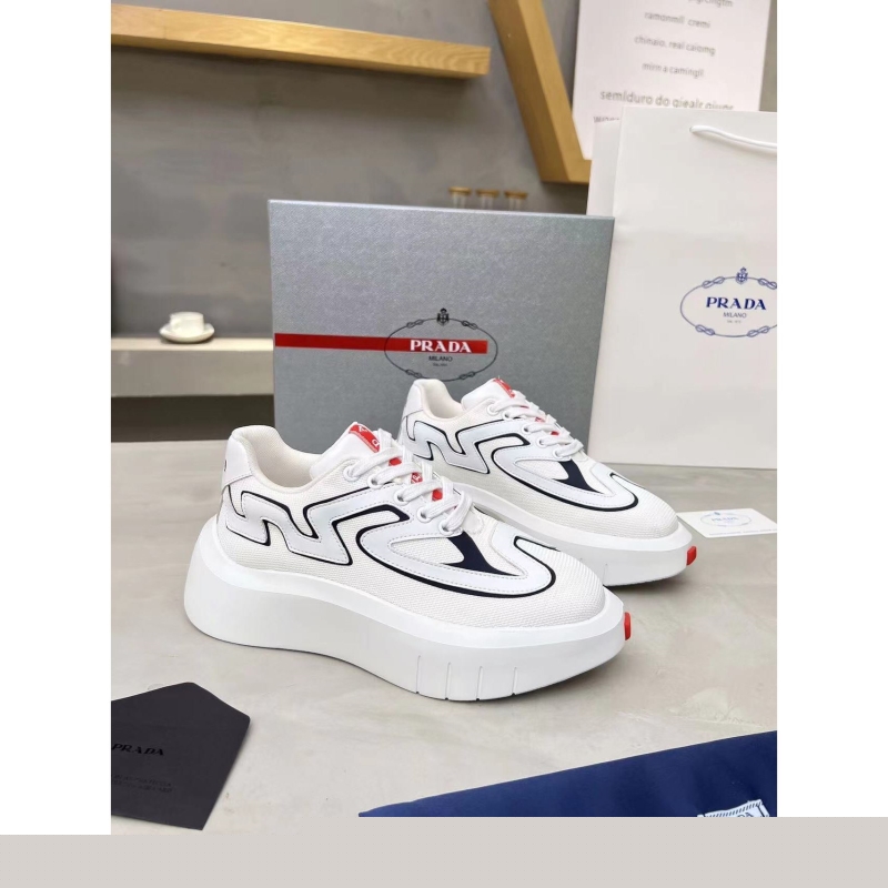 Pra*a casual shoes